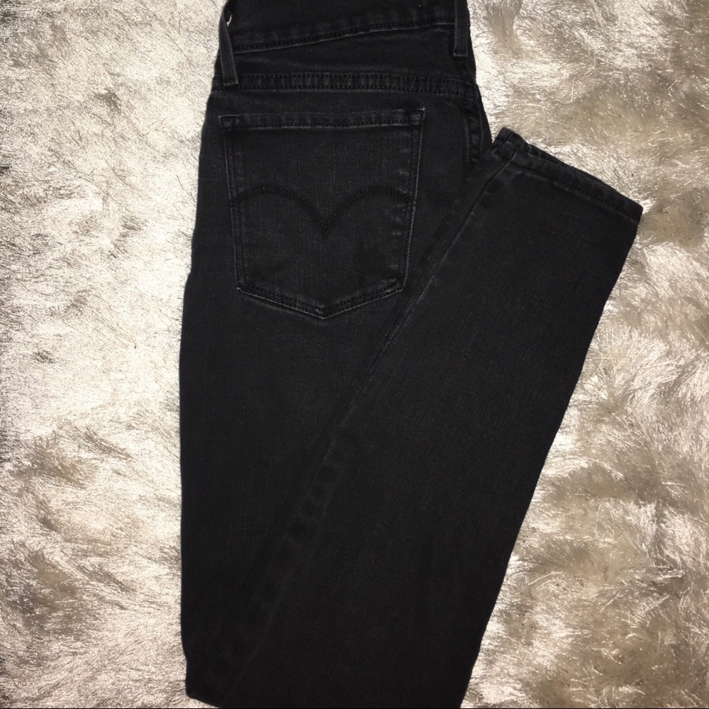 Super Skinny Black Levi’s